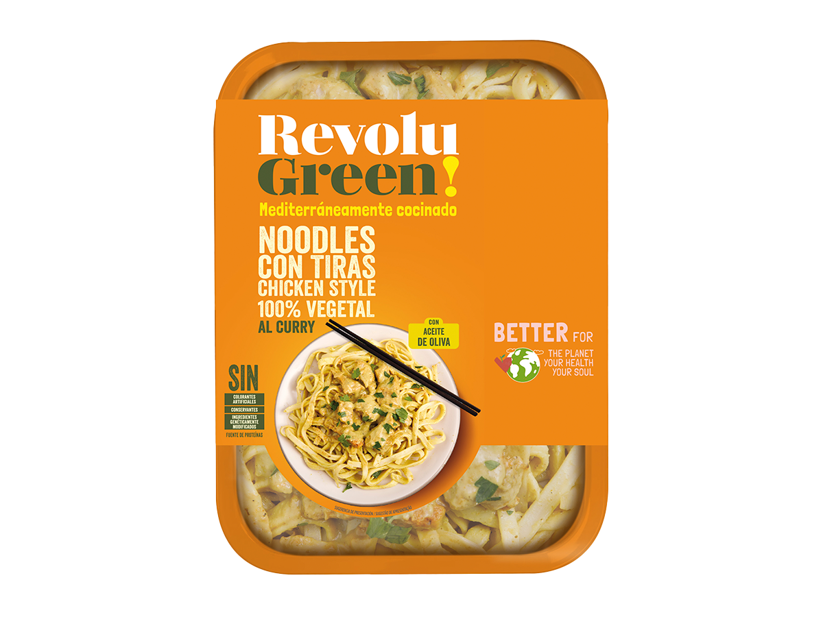 Noodles com Tiras Vegetais e Molho de Caril